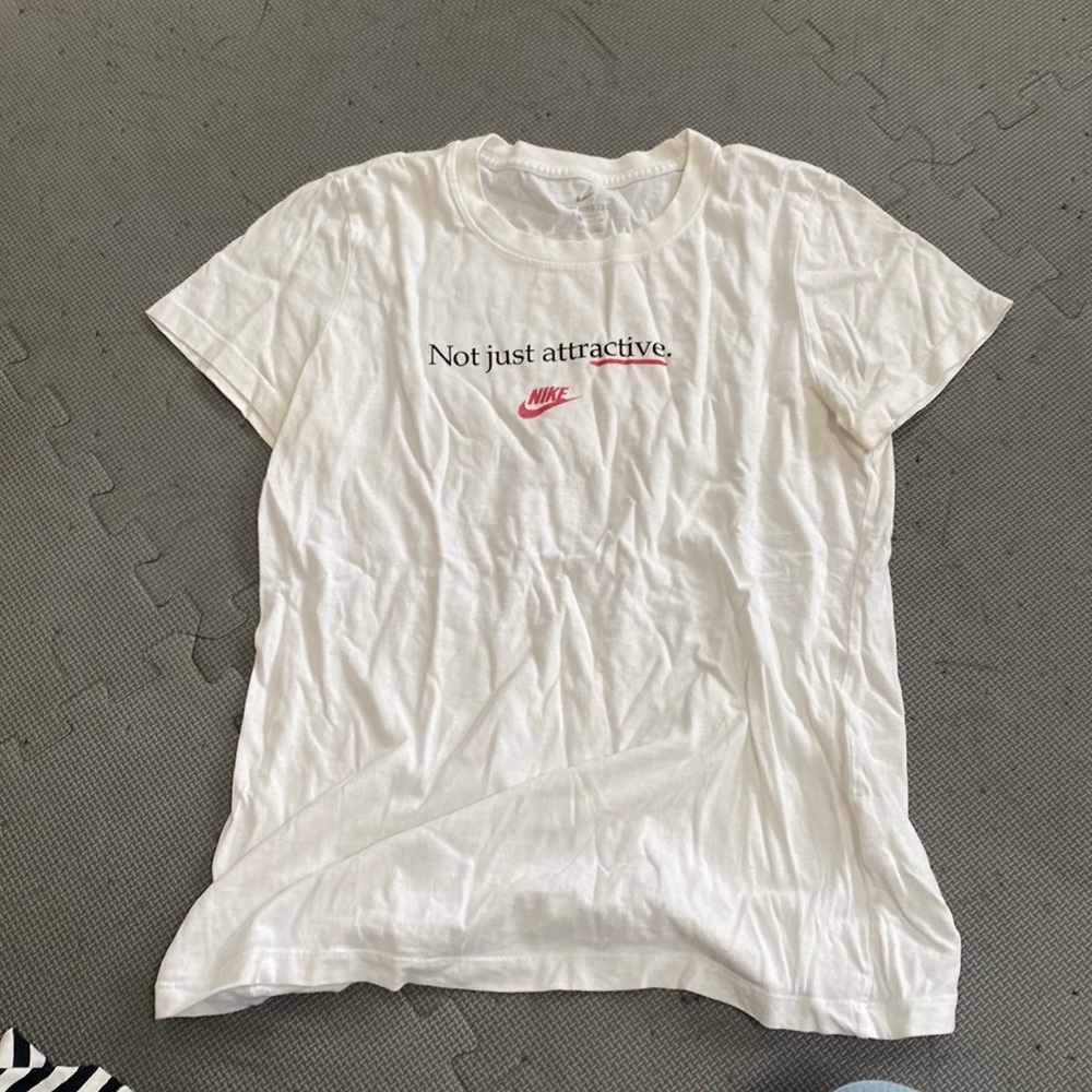 Nike Plain t-shirt